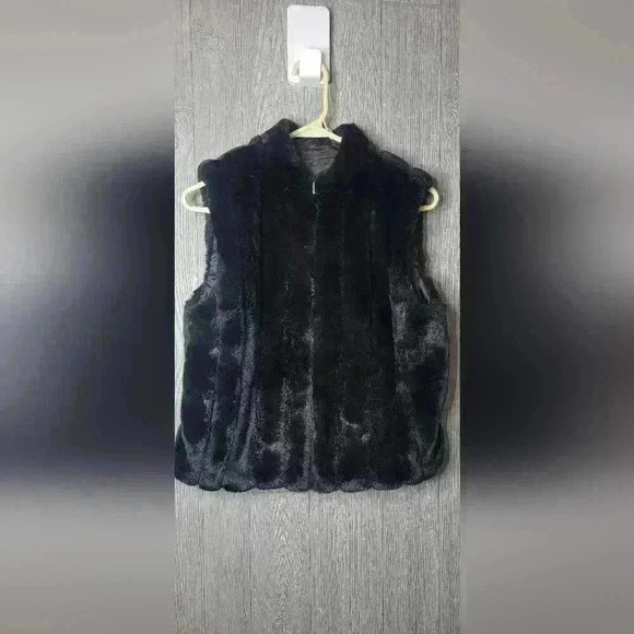 Loft size small black faux fur vest. Acrylic & polyester blend. - Picture 1 of 3